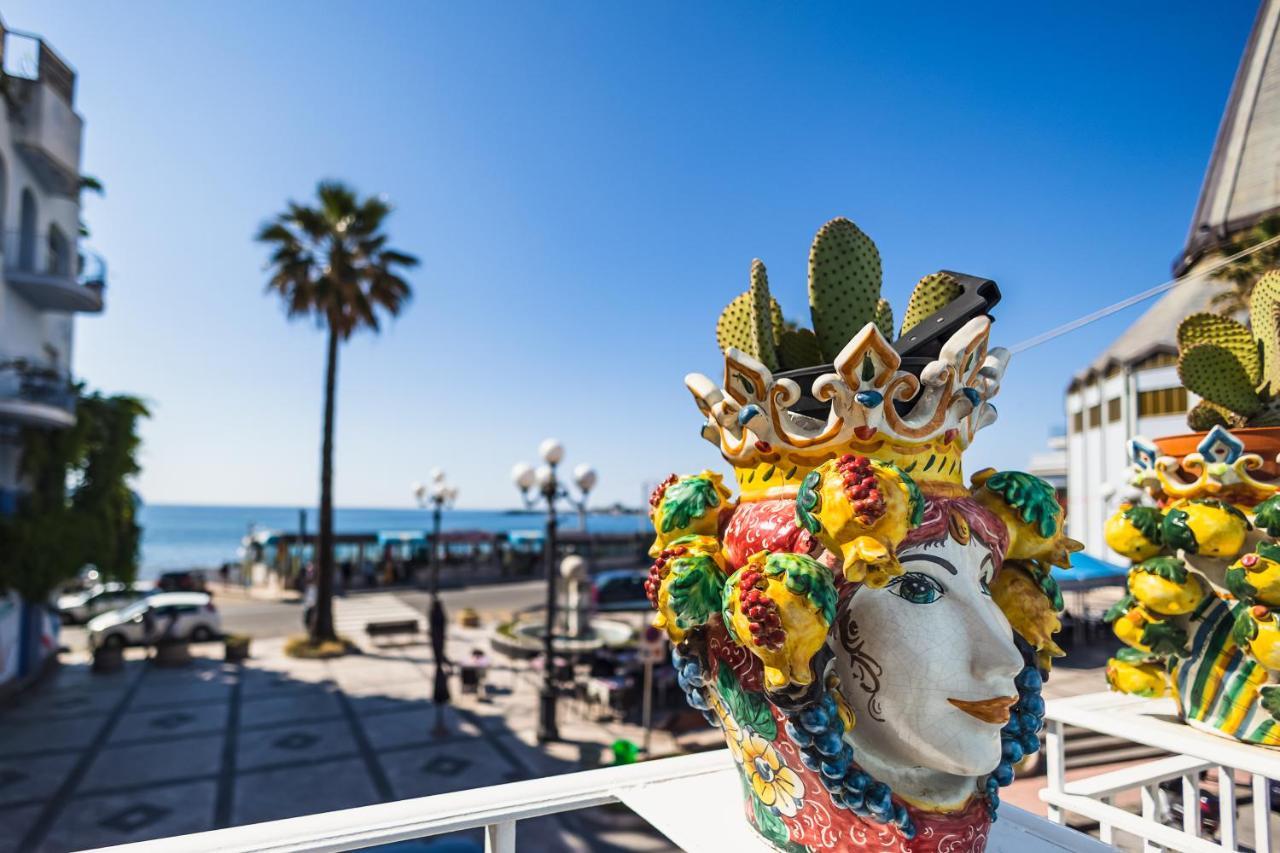 La Piazzetta Bed & Breakfast Giardini Naxos Exterior photo